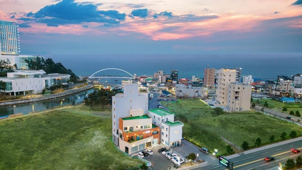 Gangneung Gangmun Stay New Екстериор снимка